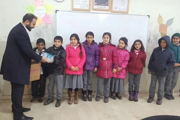 Kur’an’ı Kerim'e geçen öğrencilere hediyeler verildi