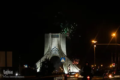 نورافشانی در میدان آزادی تهران در شب عید بزرگ غدیر
