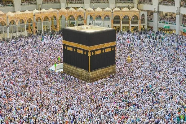 دستور پادشاه عربستان برای باز گذاشتن طواف کعبه