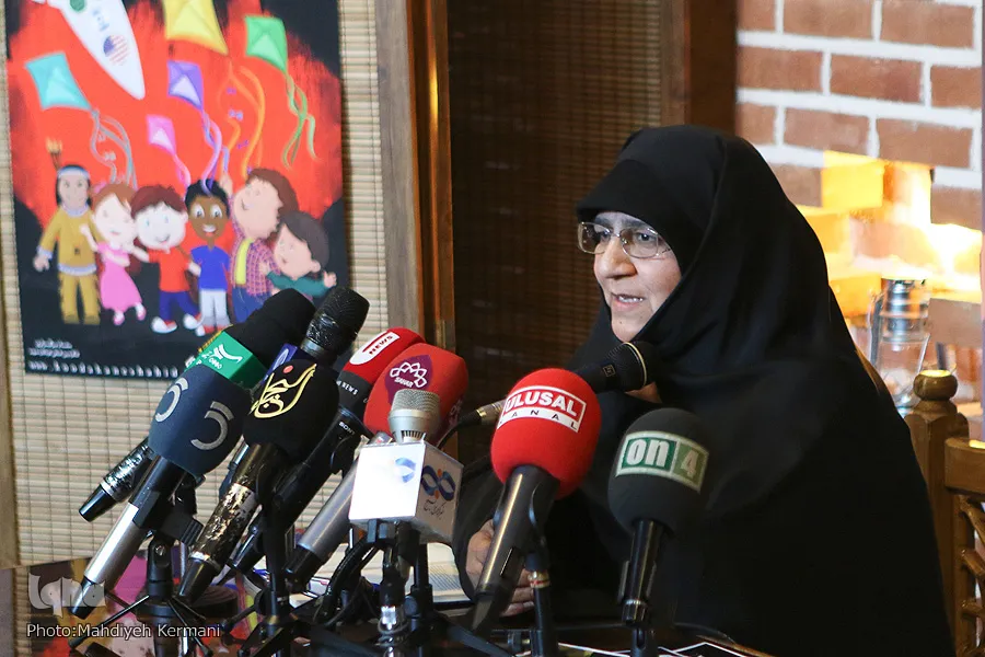 اعزام 4 هزار بانوی مشاور جهادگر به مناطق محروم/ تجلیل از بهترین‌های انقلاب