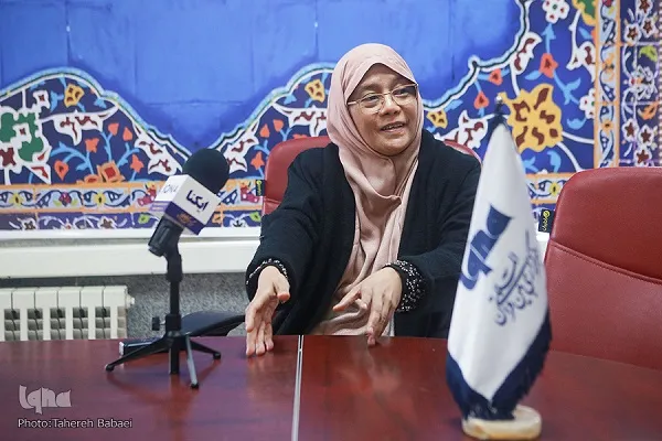 Filipinli yeni Müslümanın Meşhed kenti hatırası