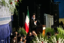 «مراسم وداع» مردم با رئیس جمهور در مصلی