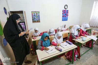 بازدید حجت‌الاسلام طباطبائی از دبستان قرآنی امام حسن مجتبی(ع) اراک