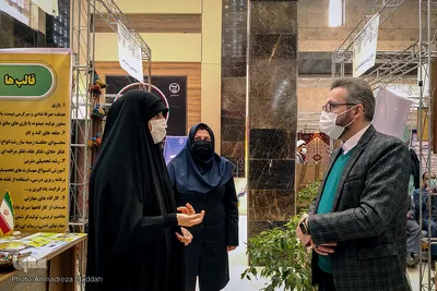 بازدید اعضای شورای اسلامی شهر شیراز از نمایشگاه‎‎