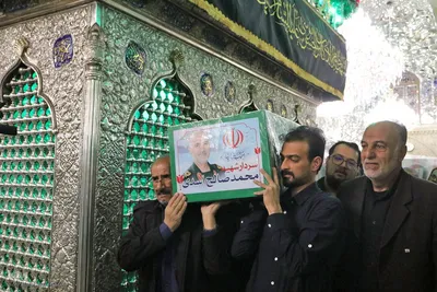 آیین وداع و تشییع پیکر مطهر ٨ شهید جنگ رمضان در شیراز