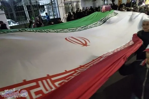 شب‌های وفاداری در بابلسر؛ شکوه اجتماع مردمی در میدان شهدا و بیعت با رهبری