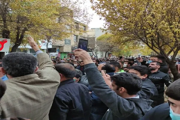مردم چهارمحال‌وبختیاری خواستار توقف طرح‌های انتقال آب شدند+فیلم