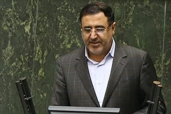 طرح‌های تولیدی و صنعتی نیازمند حمایت بانک‌ها هستند