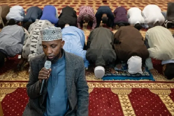 Minneapolis to Allow Five Muslim Daily Prayer calls