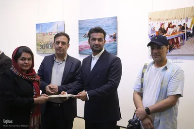 نمایشگاه گروهی عکس عکاسان خبری در شیراز