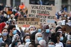 Manifestation à Bruxelles contre l’interdiction du hijab dans l’enseignement supérieur