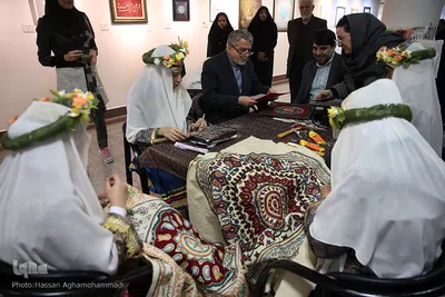 حضور چهره‌های فرهنگی در نمایشگاه آثار برگزیده جشنواره ملی هنری «همام»