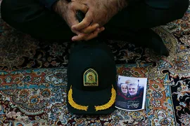 مراسم بزرگداشت شهادت سردار سلیمانی در حرم حضرت معصومه(س)