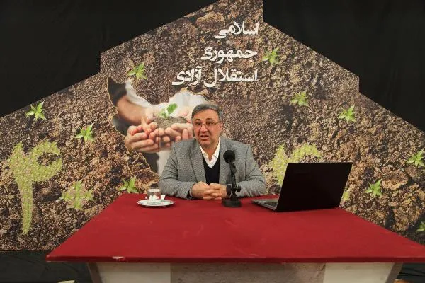 شبکه 4 از «آینده ایران» می‌گوید