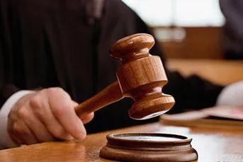 İsveç'te Müslümanlara hakaret eden politikacıya ceza