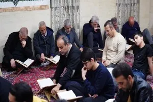 برگزاری جلسه آموزش قرآن اصغر خانوردیلو در محله منیریه + عکس و فیلم