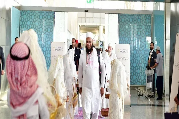 السعودية تعلن وصول أكثر من مليون حاج من الخارج