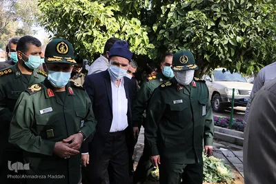 حضور فرمانده سپاه قدس در گلزار شهدای شیراز‎‎