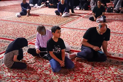 مراسم عزاداری شب شهادت امام رضا(ع) در حرم مطهر رضوی