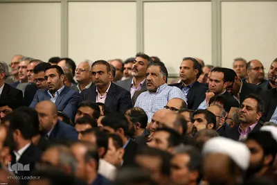 دیدار جمعی از استادان، نخبگان و پژوهشگران دانشگاه‌ها با مقام معظم رهبری