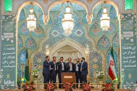 محفل انس با قرآن در حرم حضرت معصومه(س)
