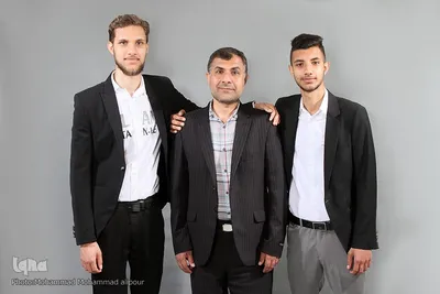 فرزند بزرگنر می‌گوید: چند جزء قرآن را حفظ کرده و در زمینه ترتیل و تحقیق کار می‌کند. اولین استاد ما پدرمان بود که انگیزه بزرگی برای ما بود. برادر کوچکتر نیز که از 4 سالگی وارد حفظ قرآن شده است، بزرگترین ثروت خود را پدرش می‌داند.