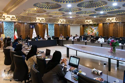 آیین رونمایی از کتاب «برندسازی کشور؛ مفاهیم، مشکلات و راهکارها» در اصفهان