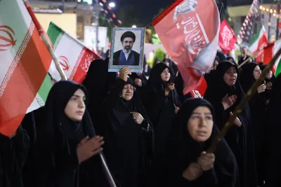 آیین باشکوه جاماندگان تشییع آقای شهید ایران در همدان