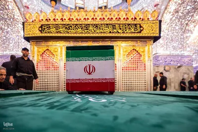 تشییع  پیکر اعضای شهید خانواده رهبر شهید در حرم حضرت ابوالفضل (ع)