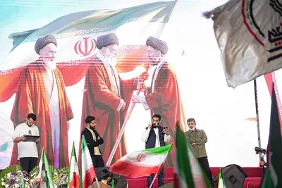 مراسم بدرقه تیم ملی فوتبال ایران در میدان انقلاب