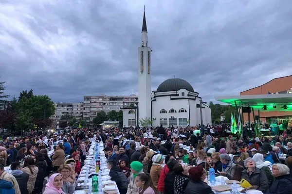 Bosna Hersek'te toplu iftar gerçekleşti