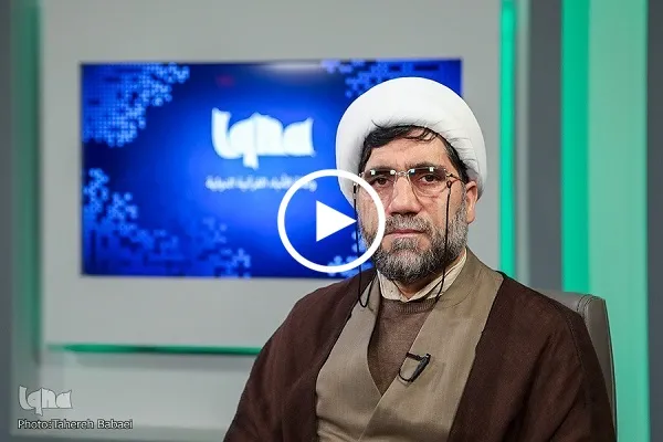 الإستعانة بالصبر والصلاة + فيديو