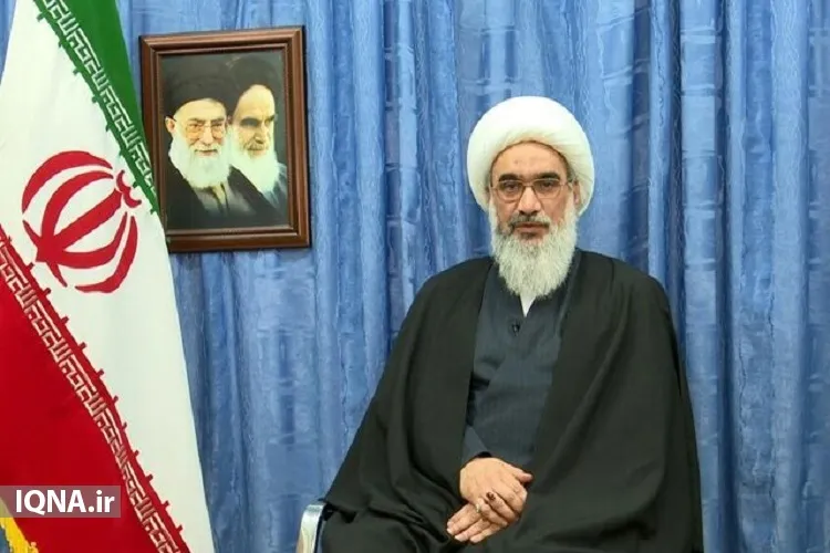 معلمان، حیات طیبه انسان را در طریق علم و عمل می‌جویند