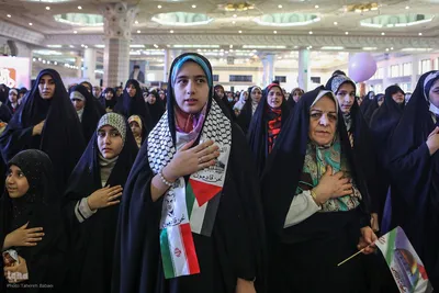 دورهمی «دل آرام» در مصلای تهران