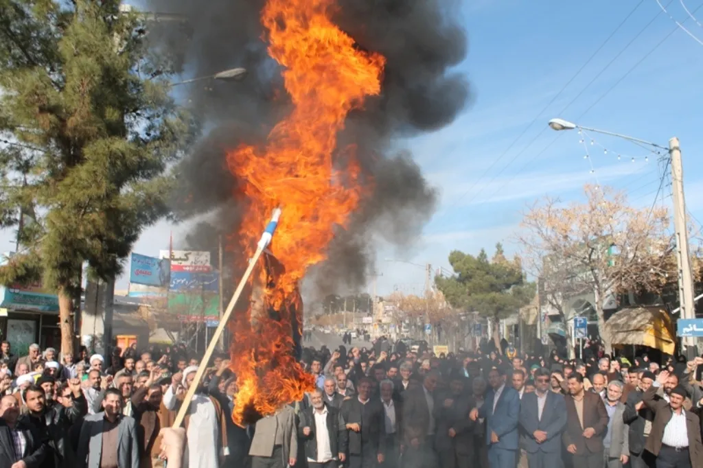 راهپیمایی مردم بردسکن درپی شهادت آیت‌الله نمر