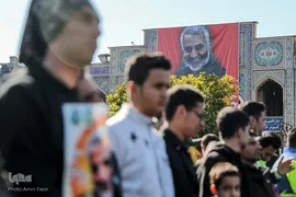 راهپيمايي سوگواران سردار دل‌ها در شيراز