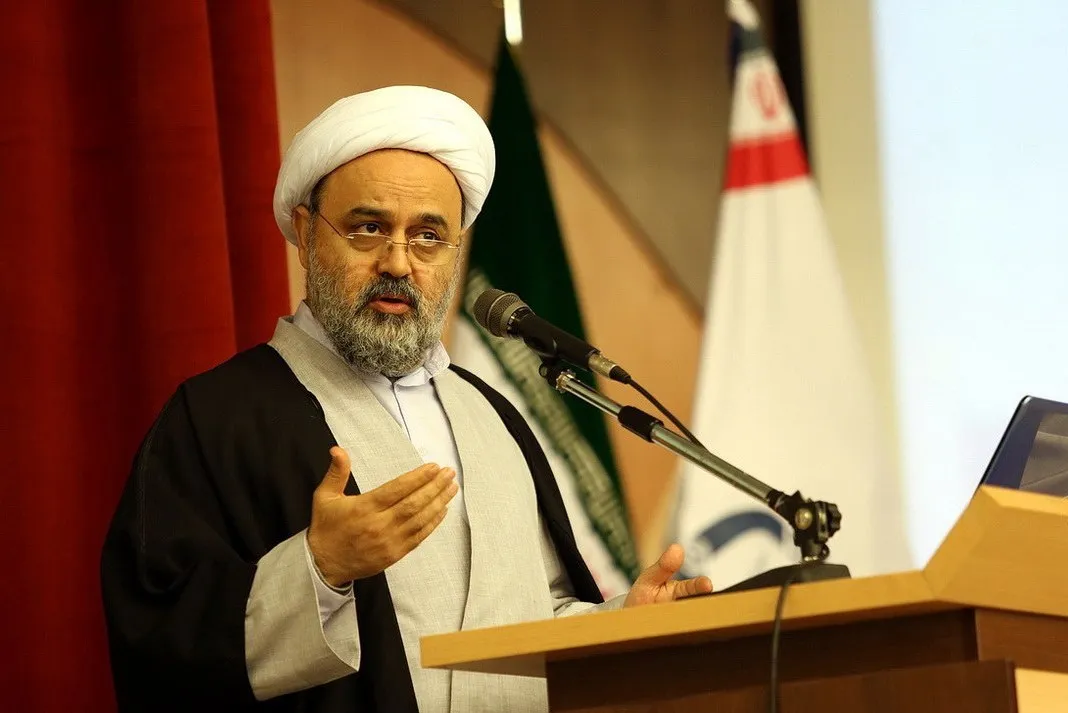 قائل به بسته شدن فضای مجازی نیستیم/ بنا بر دستور قرآن برای انتشار اخبار عمل کنیم