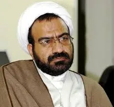 همه نهادهای فرهنگی جهت آشنایی مردم با برنامه‌های قرآنی وارد میدان شوند