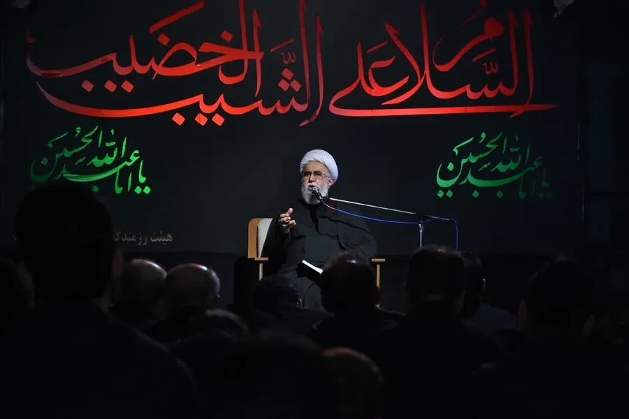 دین مرهون مجاهدت و شهادت امام حسین(ع) است