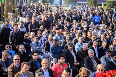 خاکسپاری پيكر شهيد گمنام دفاع مقدس در مجتمع آموزش صنعت نفت اهواز 