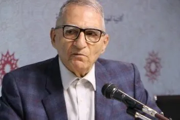 هر ادیبی فیلسوف می‌تواند باشد اما هر فیلسوفی ادیب نیست