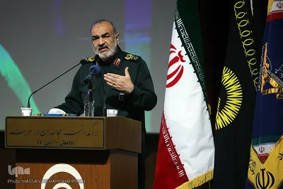 سردار حسین سلامی در سومین همایش بزرگداشت مجاهدان غربت