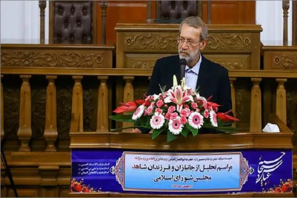 روحیه جانبازی و مجاهدت کلید حل مشکلات کشور است