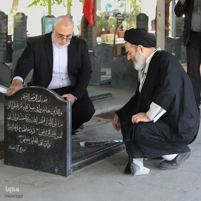 ادای احترام مسئولان حج و زیارت به شهدای منا و مکه