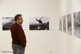 نمایشگاه «عکس روزهای انقلاب»