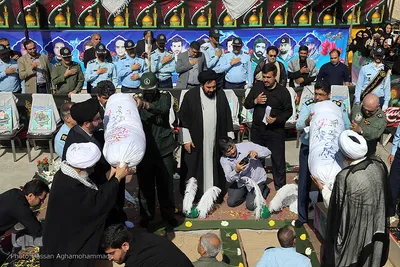 تشییع پیکرهای مطهر دو شهید گمنام دفاع مقدس در شهرک آسمان پایگاه یکم شکاری مهرآباد