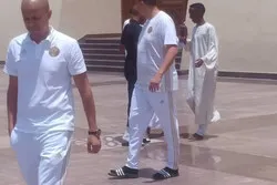 Les joueurs de l'Equipe Nationale algérienne à la mosquée de Doha+photos