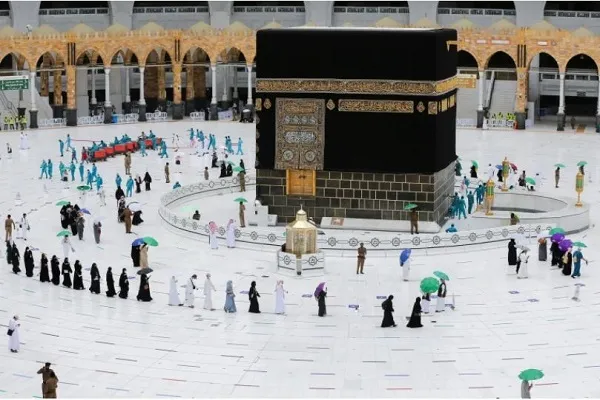 Covid-19 Restrictions Lifted in Saudi Arabia as Hajj Season Begins