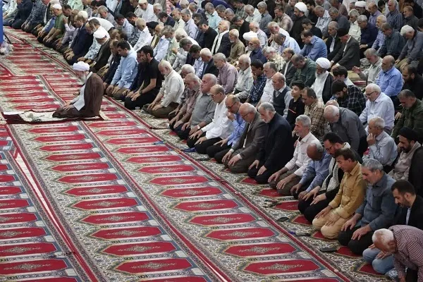 نماز جمعه ساری، 11 خرداد به امامت آیت الله محمد باقر محمدی لائینی، نماینده ولی فقیه در مازندران