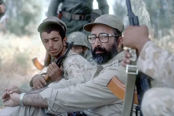 جهادگران و دانشمندان کشور به شهید چمران تأسی کنند + صوت و فیلم